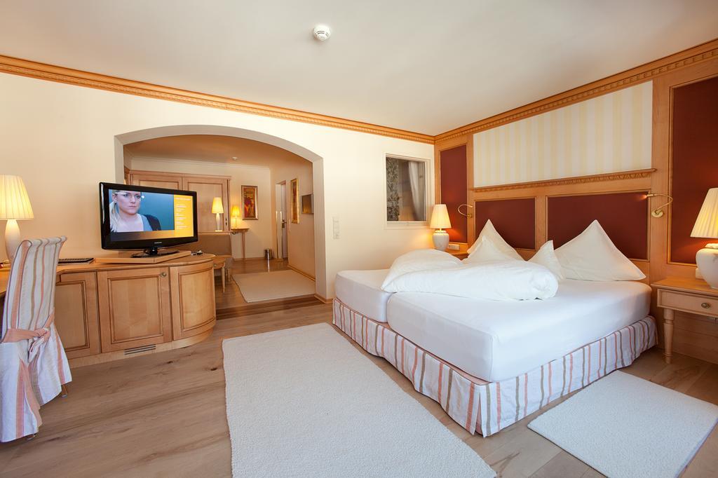 Отель Wellnessresidenz Alpenrose Маурах Экстерьер фото